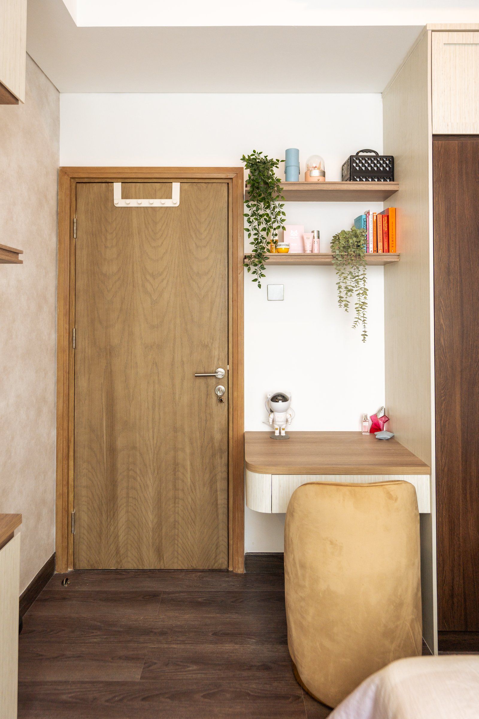 Photo of The Apartment, detail 3 of 3