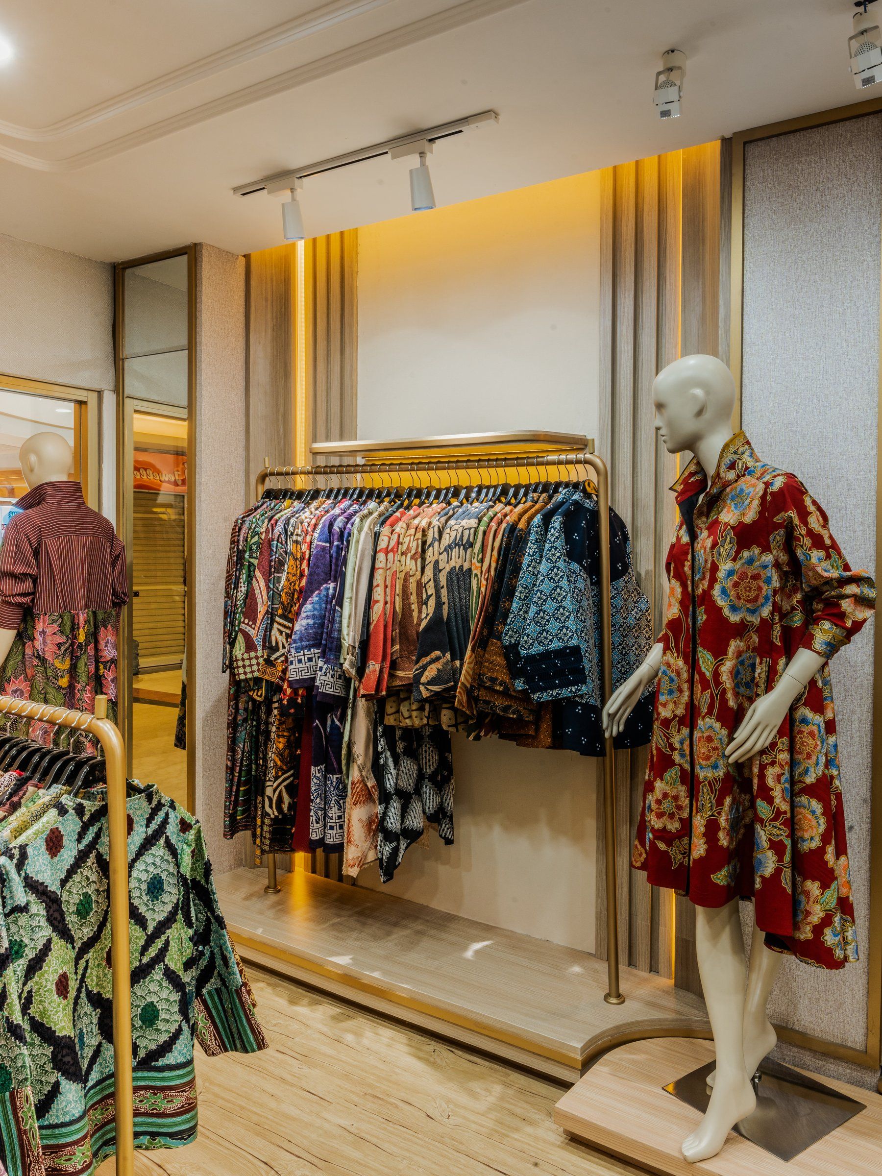 Photo of Batik Boutique, image 2 of 5