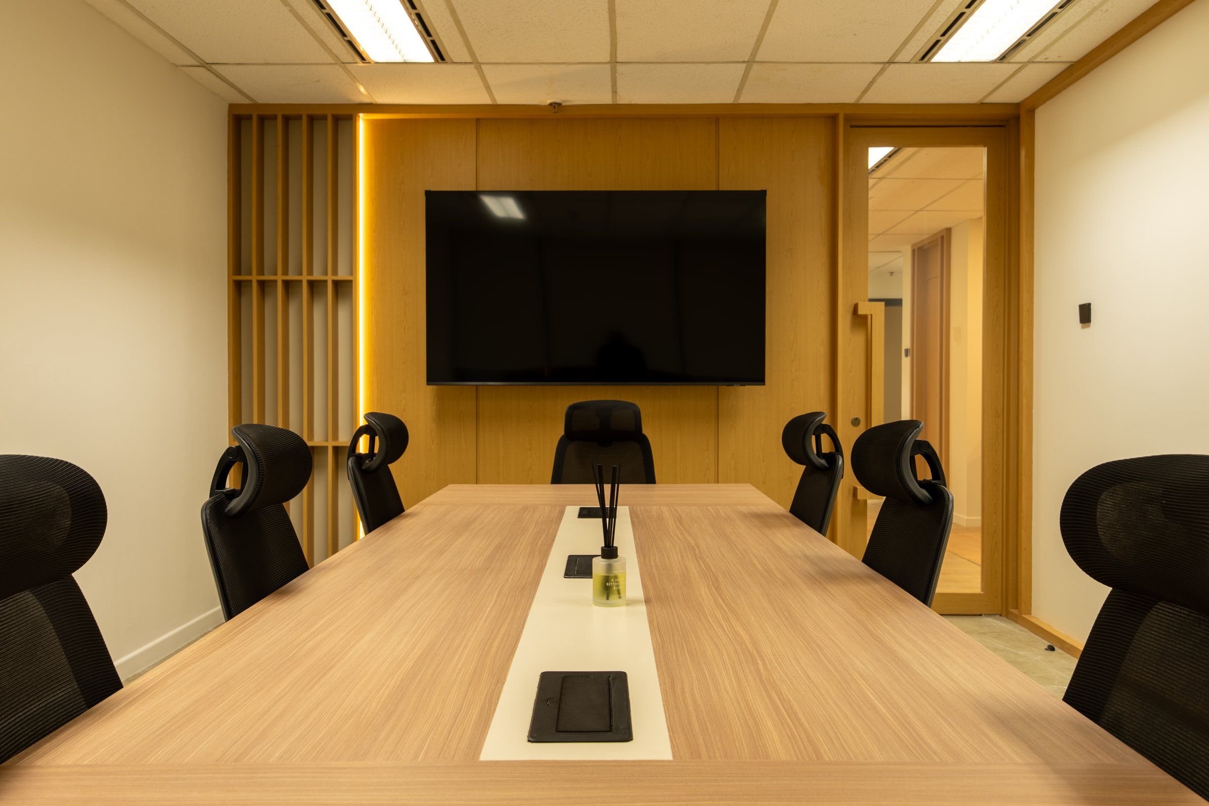 Photo of Private Office, image 2 of 13