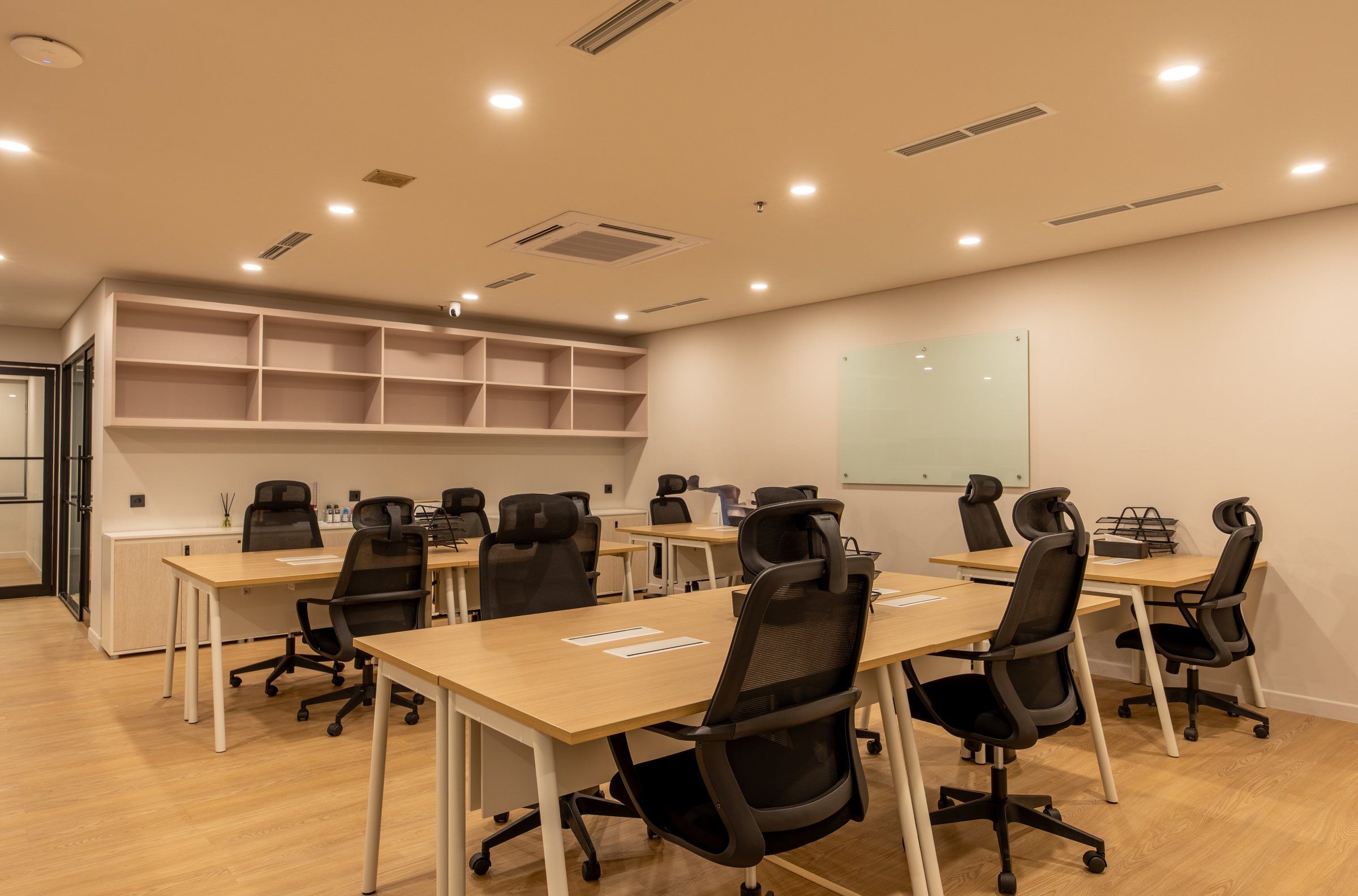Photo of Ess/sie Office, image 5 of 15