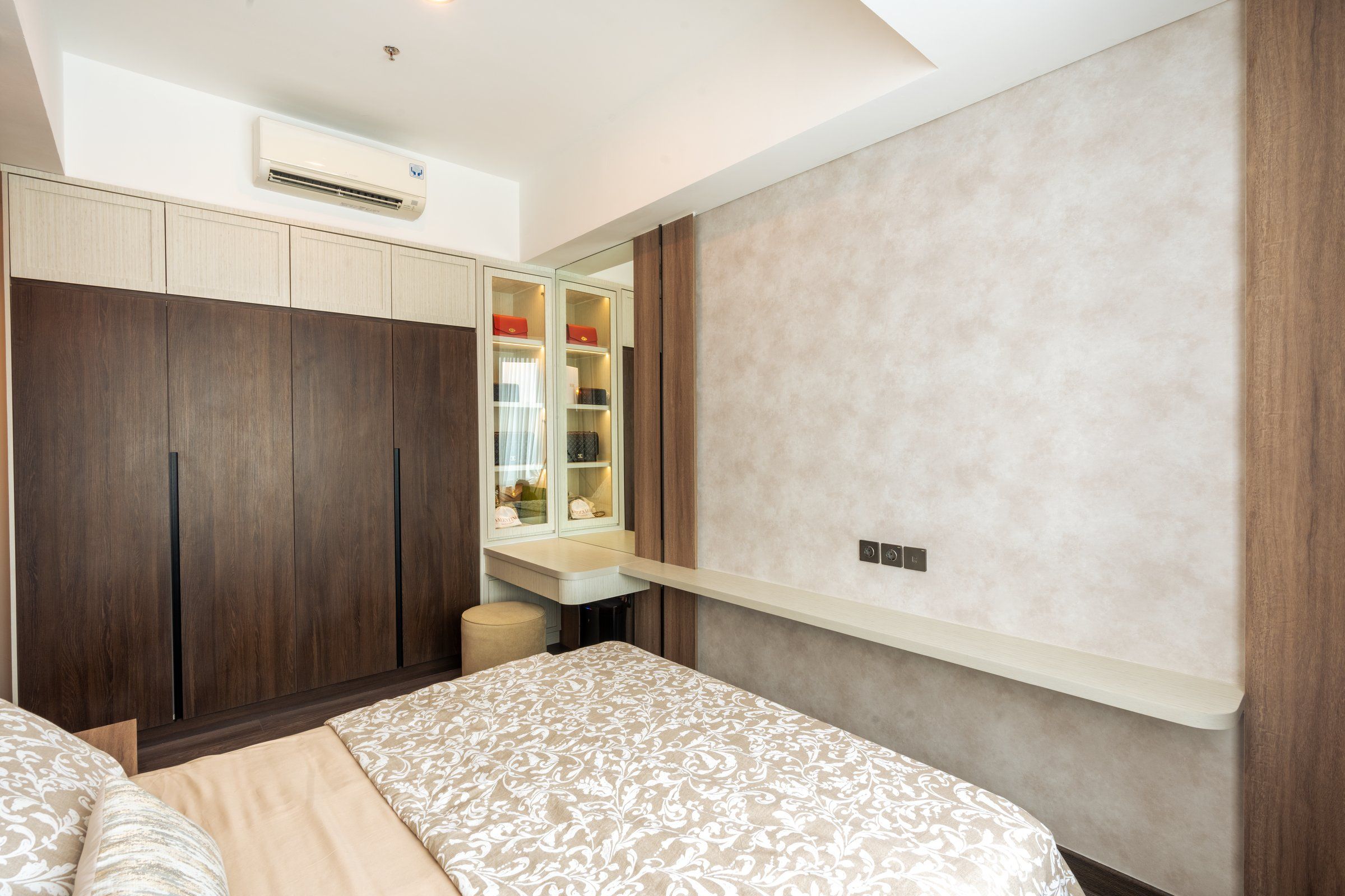 Photo of The Apartment, image 6 of 8