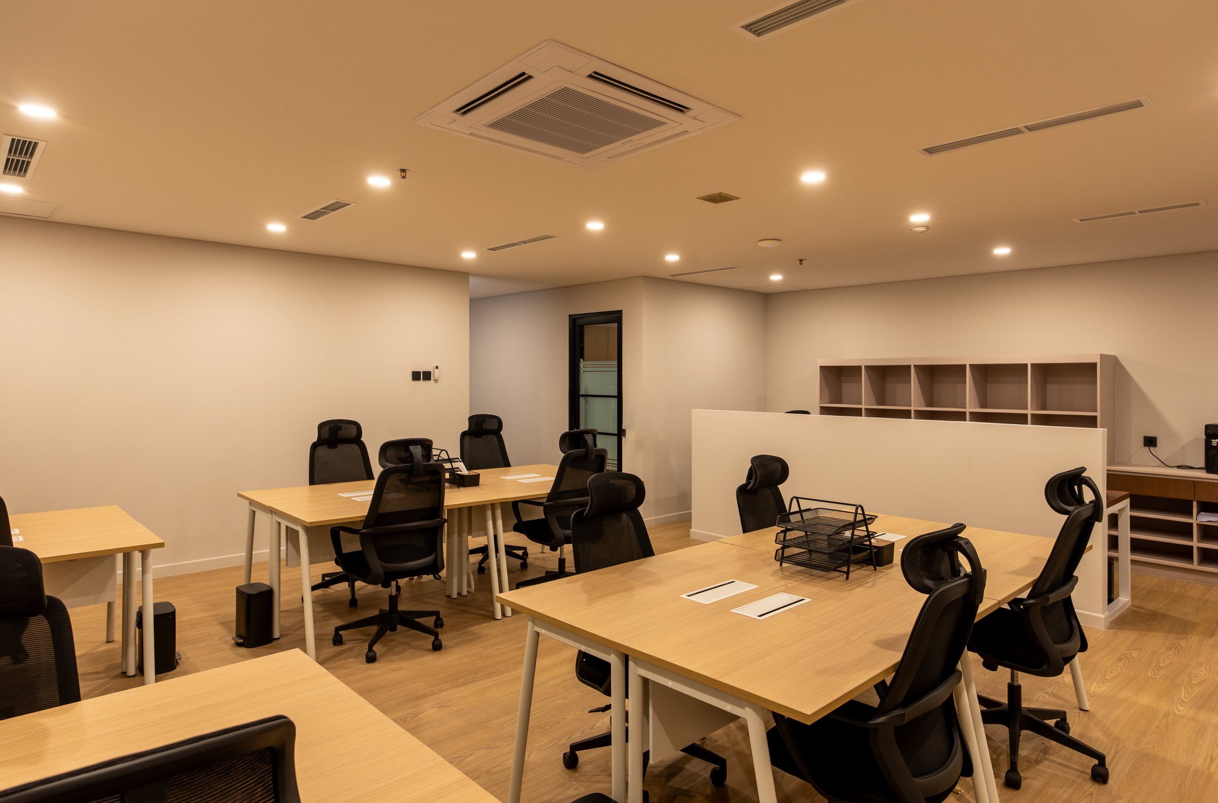 Photo of Ess/sie Office, image 9 of 15